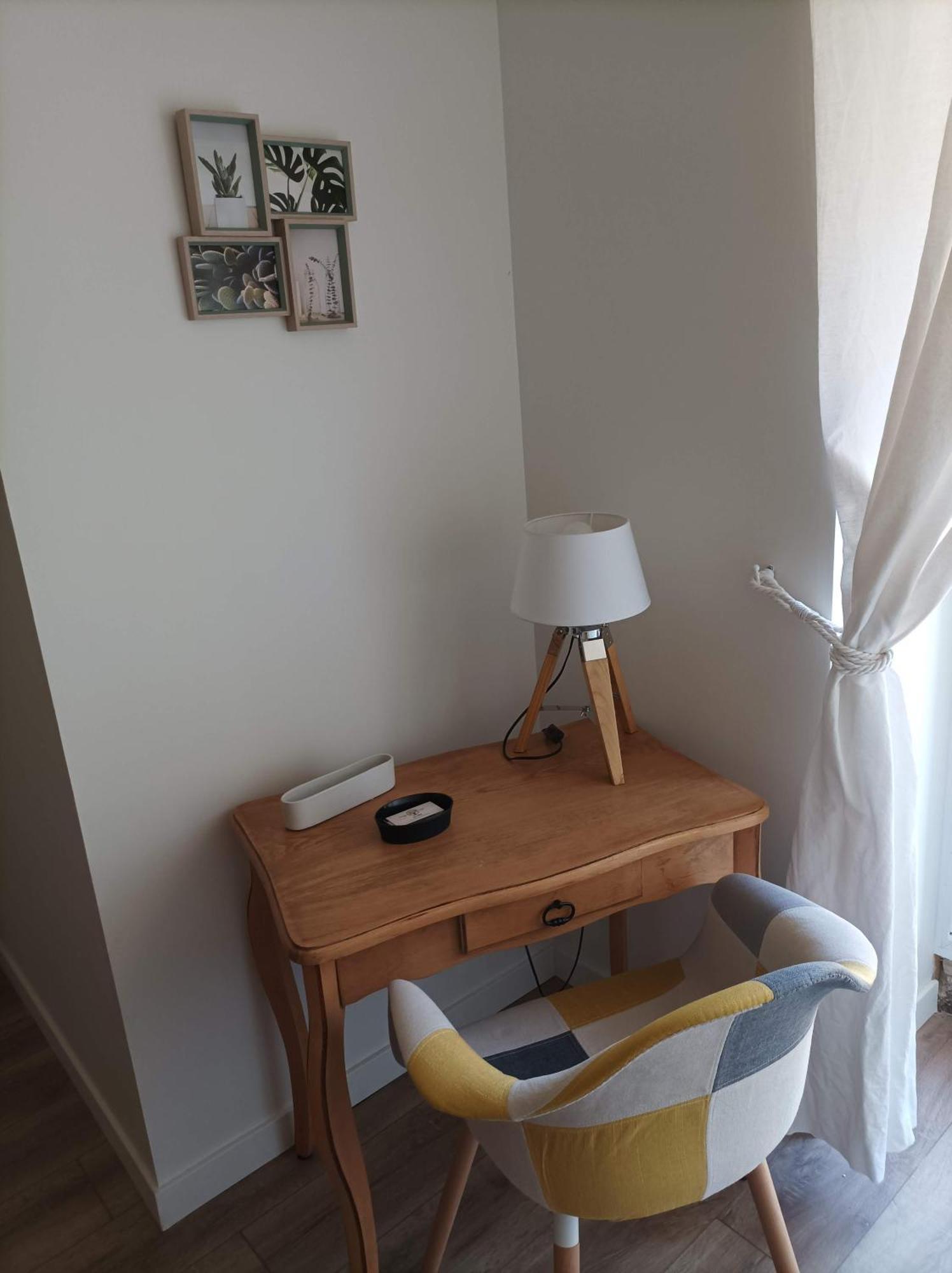 Gite De Charme - 3 Chambres, 5 Lits - De 4 A 7 Personnes Avanton Zewnętrze zdjęcie